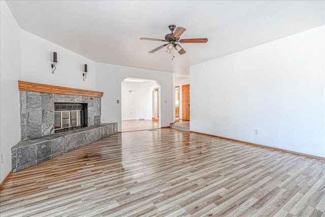 2425 Becker Court, Modesto, CA 95358