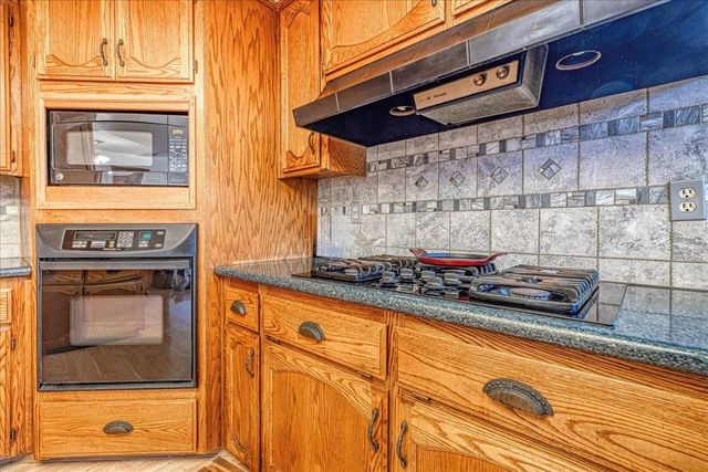 2425 Becker Court, Modesto, CA 95358