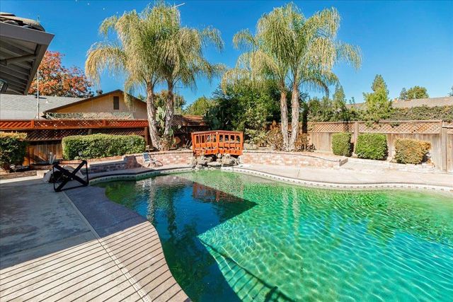 2425 Becker Court, Modesto, CA 95358