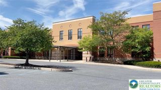 5325 Northgate Drive 104, Hanover Twp, PA 18017