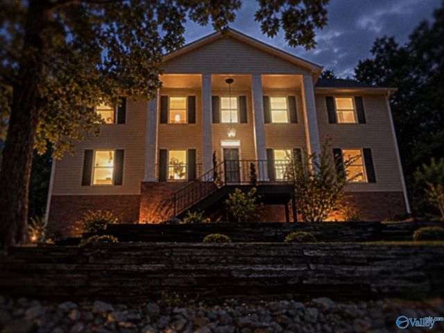 1801 Blevins Ridge Drive, Huntsville, AL 35802