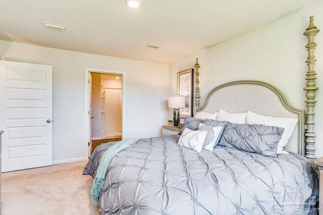 6524 Firefly Dr, Milton, FL 32583