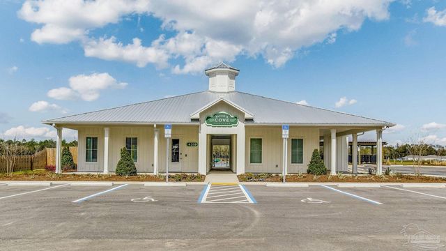 6524 Firefly Dr, Milton, FL 32583