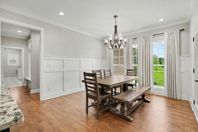 8002 Traditions Ln, Columbia, TN 38401