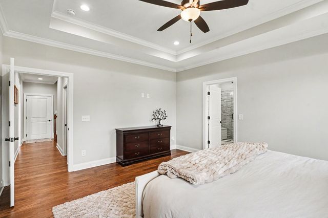 8002 Traditions Ln, Columbia, TN 38401