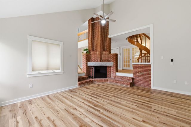 21 Fells Way Unit B, Laconia, NH 03246