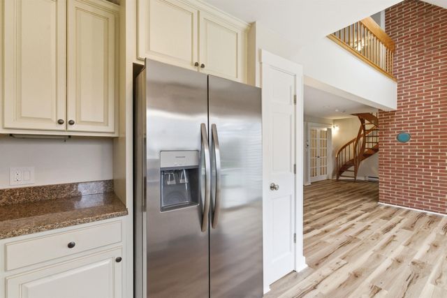 21 Fells Way Unit B, Laconia, NH 03246