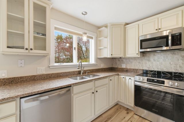 21 Fells Way Unit B, Laconia, NH 03246