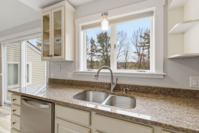 21 Fells Way Unit B, Laconia, NH 03246
