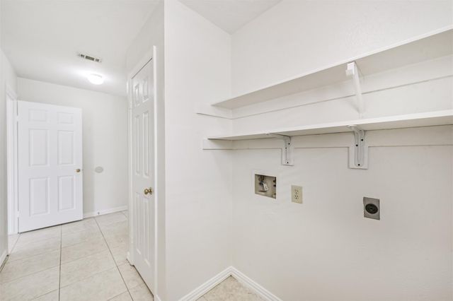 7063 River Garden Drive, Houston, TX 77095