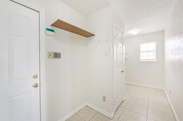 7063 River Garden Drive, Houston, TX 77095