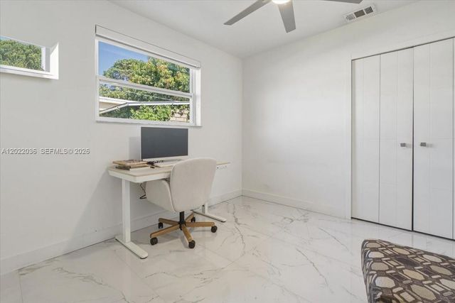 120 W 50th St, Hialeah, FL 33012