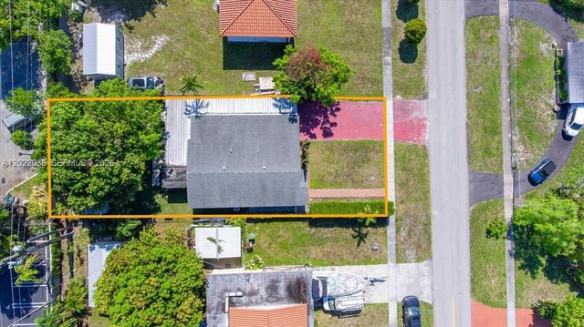 120 W 50th St, Hialeah, FL 33012