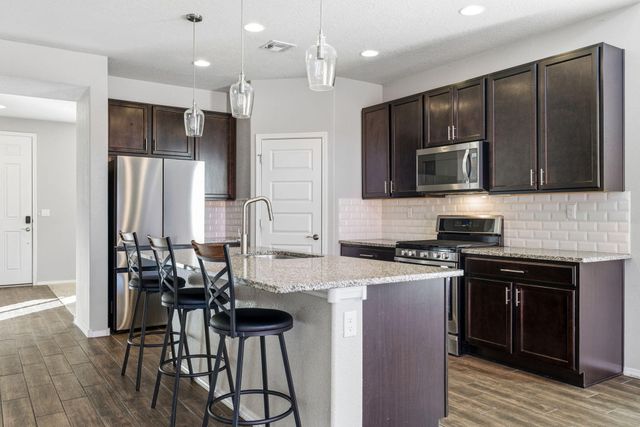 3513 Llano Vista Loop NE, Rio Rancho, NM 87124