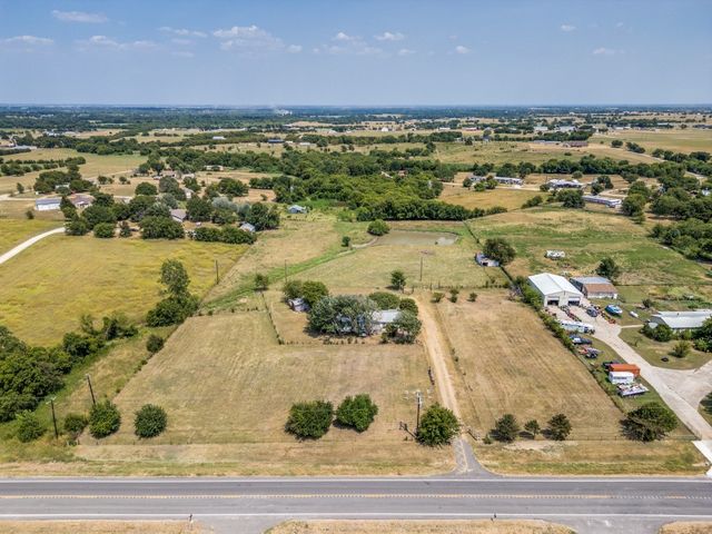 8797 FM 2450, Sanger, TX 76266