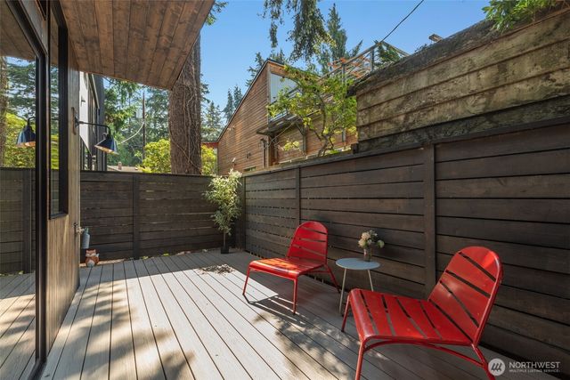 12713 4th Avenue NW, Seattle, WA 98177