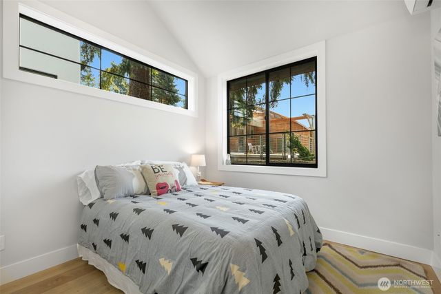 12713 4th Avenue NW, Seattle, WA 98177