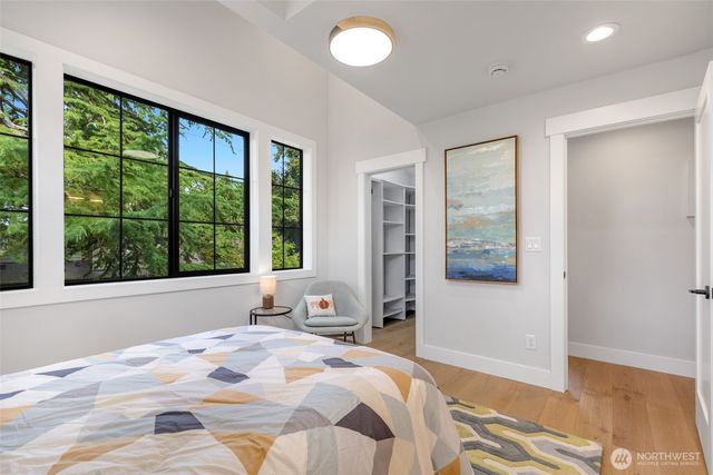 12713 4th Avenue NW, Seattle, WA 98177
