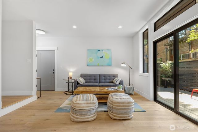 12713 4th Avenue NW, Seattle, WA 98177