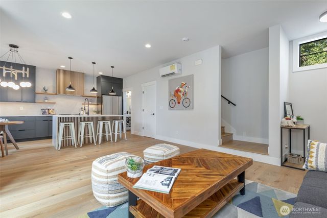 12713 4th Avenue NW, Seattle, WA 98177