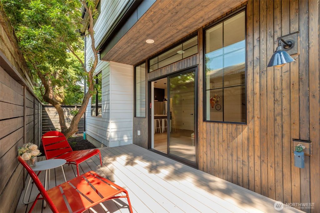 12713 4th Avenue NW, Seattle, WA 98177