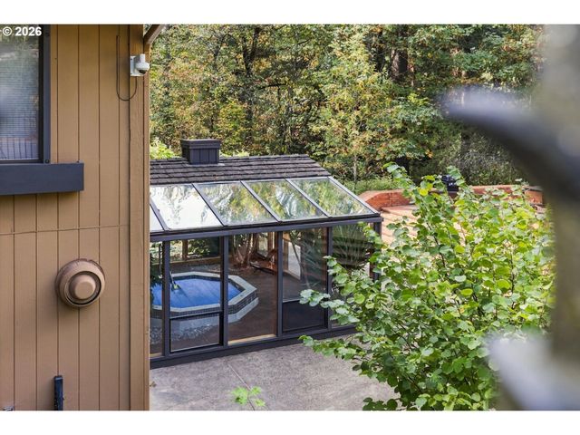 7544 Sw BARNES Rd C, Portland, OR 97225