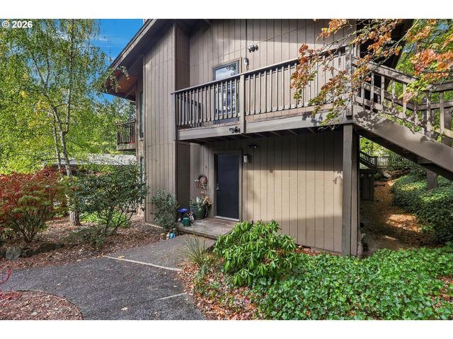 7544 Sw BARNES Rd C, Portland, OR 97225