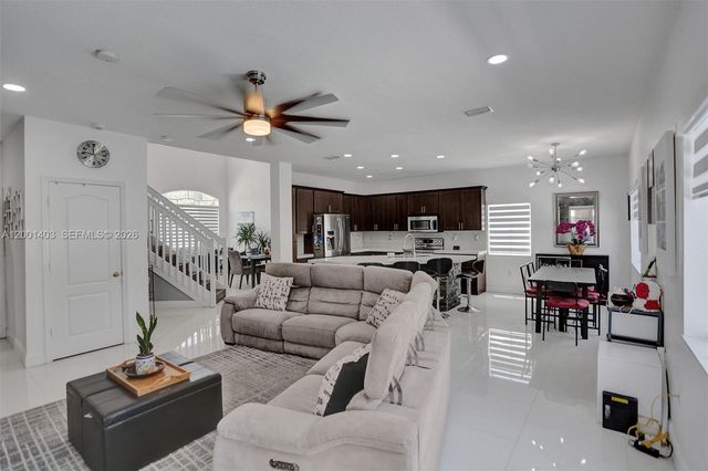 10231 SW 227th Ln, Cutler Bay, FL 33190