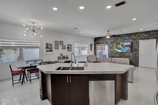 10231 SW 227th Ln, Cutler Bay, FL 33190