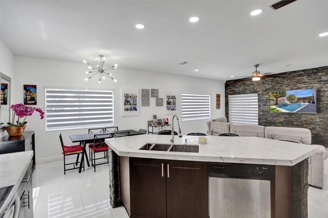 10231 SW 227th Ln, Cutler Bay, FL 33190