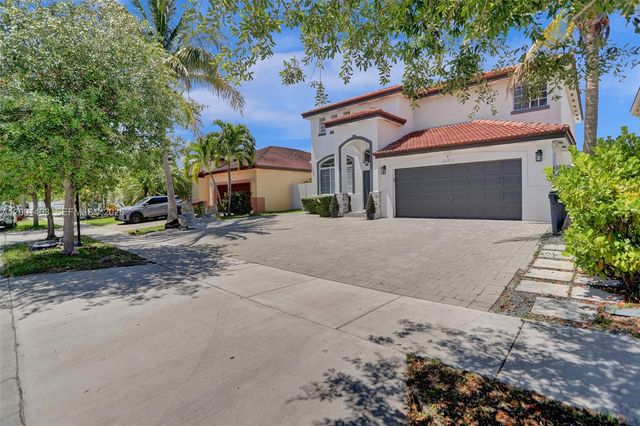 10231 SW 227th Ln, Cutler Bay, FL 33190