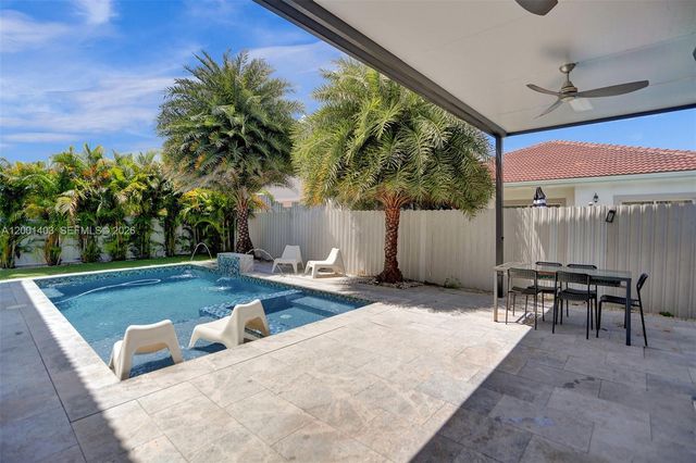 10231 SW 227th Ln, Cutler Bay, FL 33190