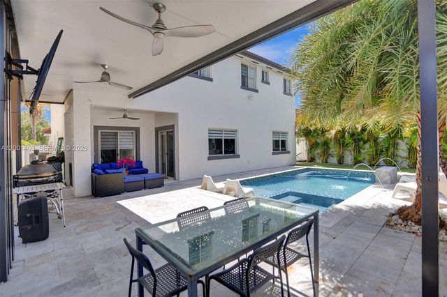 10231 SW 227th Ln, Cutler Bay, FL 33190