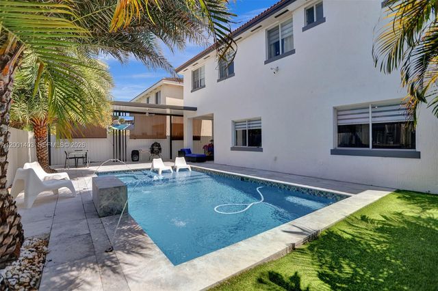 10231 SW 227th Ln, Cutler Bay, FL 33190