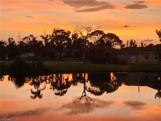 4539 Pine Village CT, St. James City, FL 33956