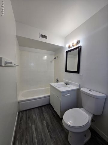 2937 Stewart Avenue 3, Las Vegas, NV 89101