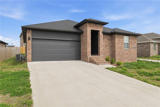 5538 Selah Street, Springdale, AR 72764