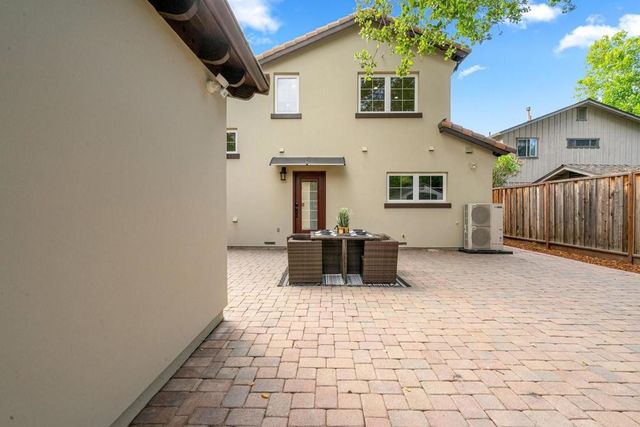 455 Margarita Avenue, Palo Alto, CA 94306