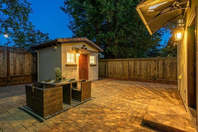 455 Margarita Avenue, Palo Alto, CA 94306
