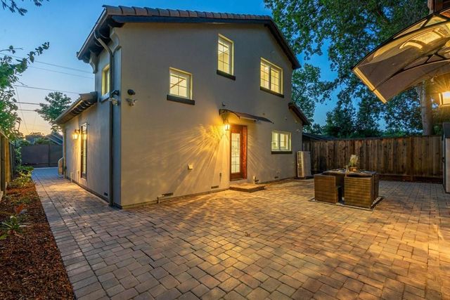 455 Margarita Avenue, Palo Alto, CA 94306