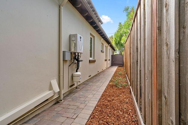 455 Margarita Avenue, Palo Alto, CA 94306