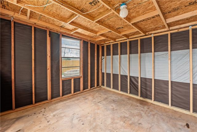 2845 Elgin St, Corpus Christi, TX 78405
