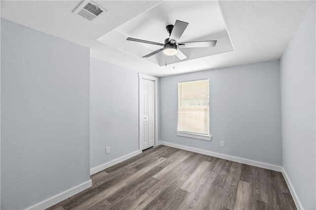 2845 Elgin St, Corpus Christi, TX 78405