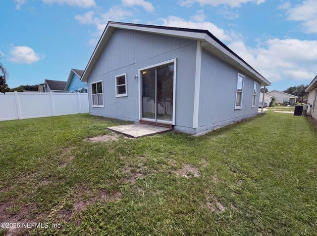 7923 CHERRY BLOSSOM Drive N, Jacksonville, FL 32216