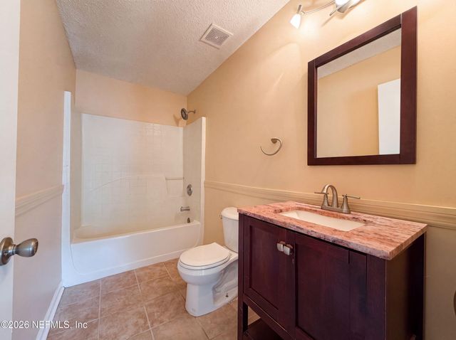 7923 CHERRY BLOSSOM Drive N, Jacksonville, FL 32216