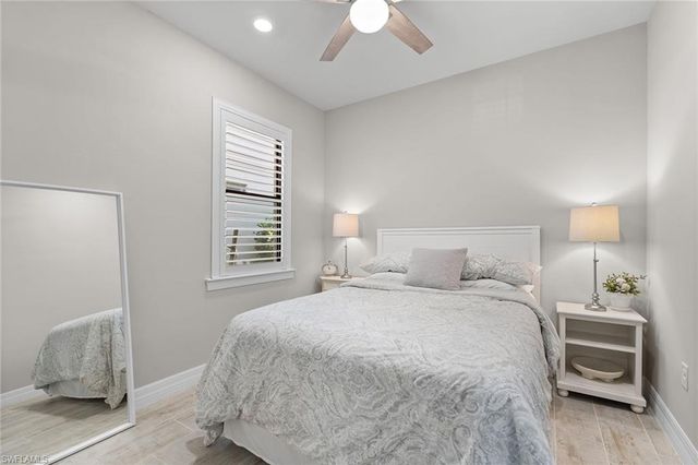 7253 Wilton DR, Naples, FL 34109