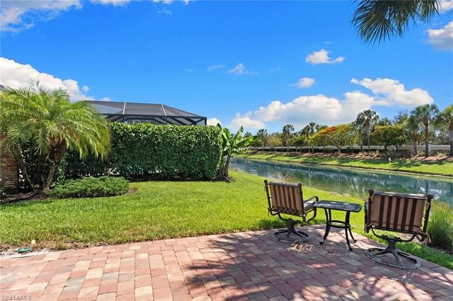 7253 Wilton DR, Naples, FL 34109