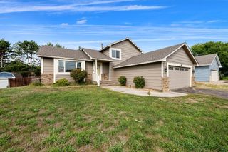 1981 132nd Lane NE, Blaine, MN 55449