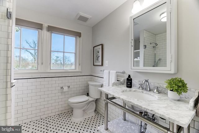 18969 PEALE LN, Leesburg, VA 20175