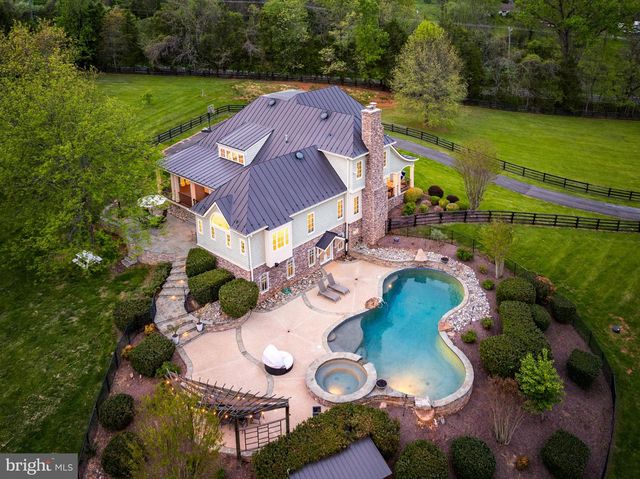 18969 PEALE LN, Leesburg, VA 20175